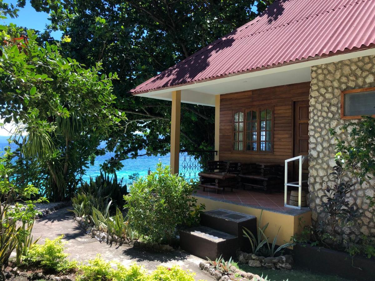 Tipolo Beach Resort Moalboal Exterior photo