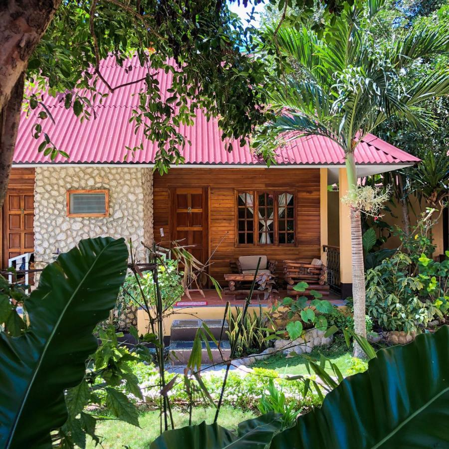 Tipolo Beach Resort Moalboal Exterior photo